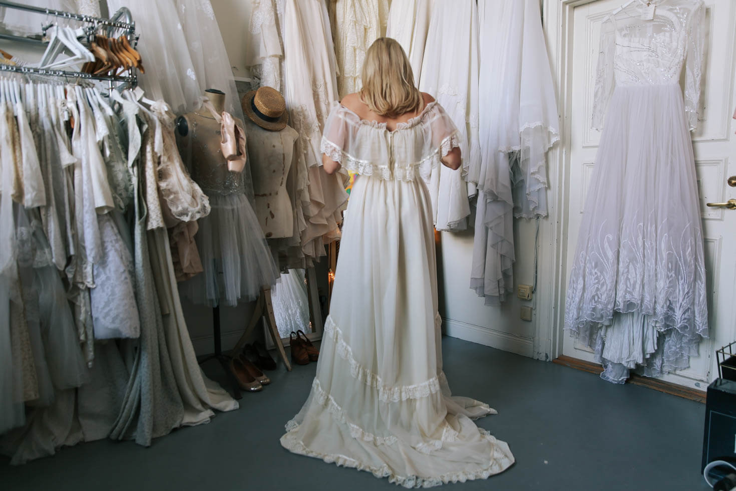 Elsa-Billgren-Bröllopsklänningar-möhippa-NY.--